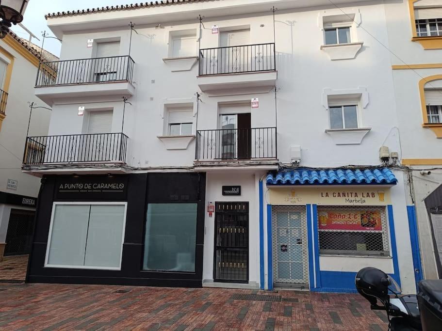 Bonito Apt. En Casco Historico * Marbellac